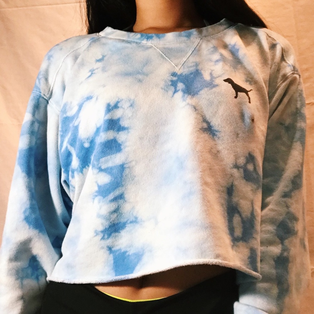 Blue Tie-dye Cropped Crewneck